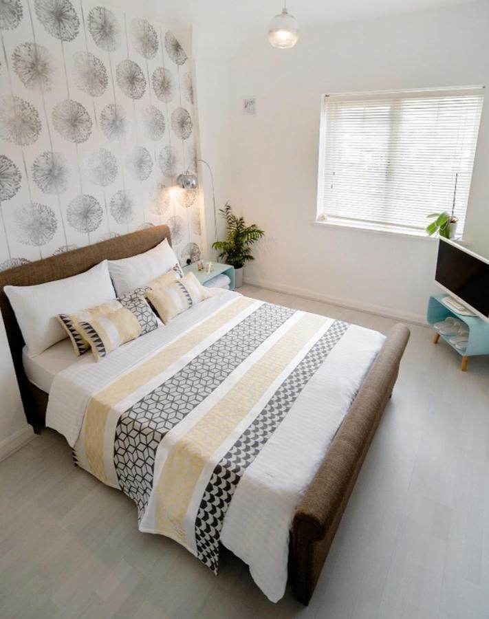 Tropical Garden Oasis Rooms Birmingham Exteriör bild