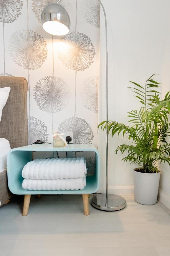 Tropical Garden Oasis Rooms Birmingham Exteriör bild